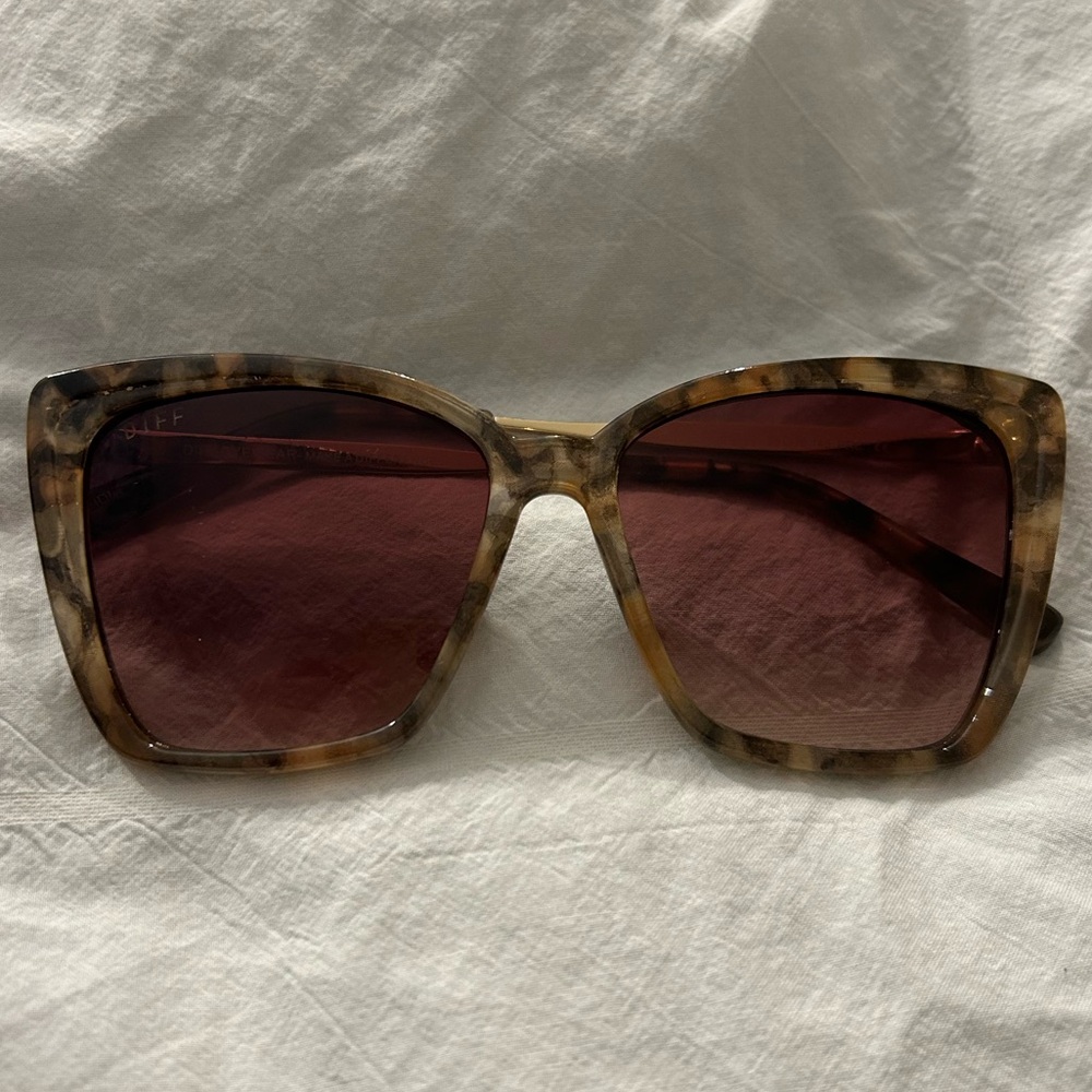 Diff Eyewear “Heidi” Sunglasses - image 4